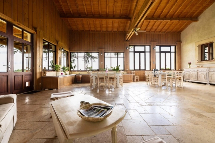 Photos 6 - Touristique - Proprieté de plus de 700m2 habitables sur 1,24 hectare de terrain, piscine et vue exceptionnelle