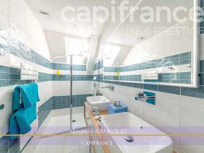 Photos 21 - Prestigious - Property for sale, 17 rooms, in the center of Dol-de-Bretagne (35)