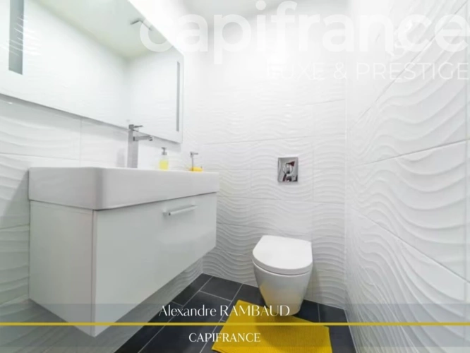 Photos 28 - Prestigious - Property for sale, 17 rooms, in the center of Dol-de-Bretagne (35)