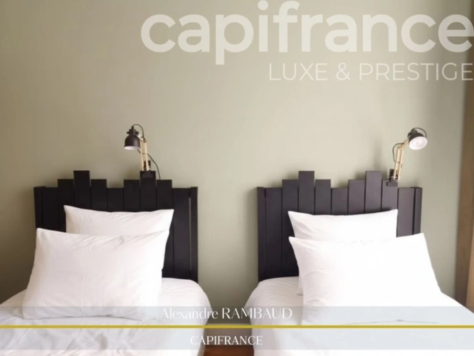 Photos 14 - Prestigious - Property for sale, 17 rooms, in the center of Dol-de-Bretagne (35)