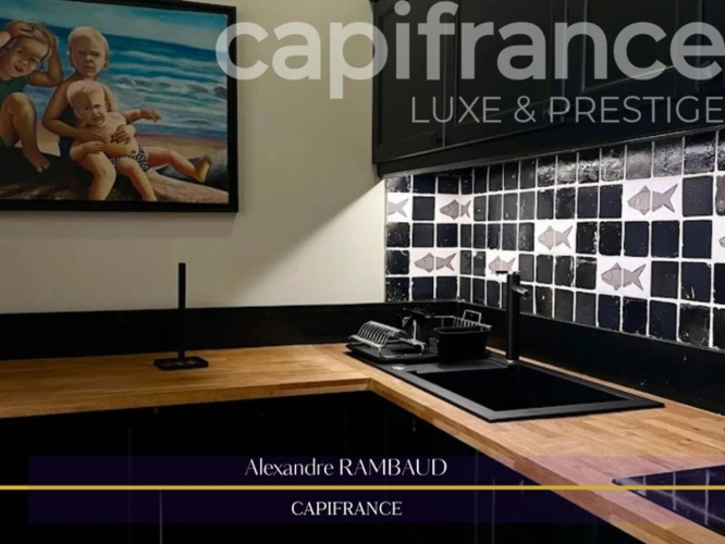 Photos 20 - Prestigious - Property for sale, 17 rooms, in the center of Dol-de-Bretagne (35)