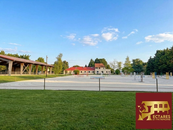 Photos 1 - Équestre - Ecurie haut de gamme à 35min de Paris