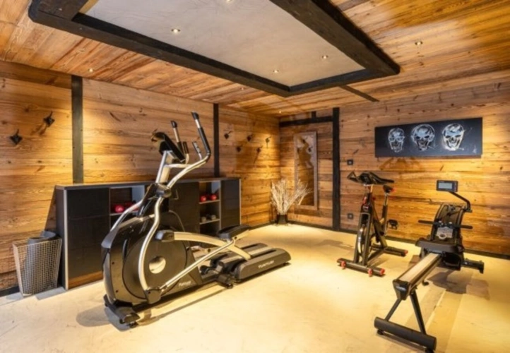 Photos 30 - Prestige - ENSEMBLE ALPIN ULTRA-PREMIUM de 3 400 m² à TIGNES (73) 5 Chalets haut de gamme , accès ski au pied, vue, piscine