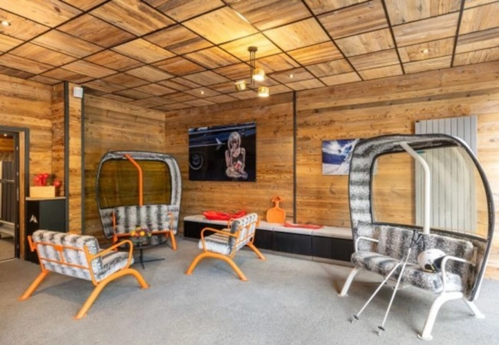 Photos 48 - Prestige - ENSEMBLE ALPIN ULTRA-PREMIUM de 3 400 m² à TIGNES (73) 5 Chalets haut de gamme , accès ski au pied, vue, piscine