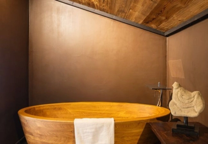 Photos 66 - Prestige - ENSEMBLE ALPIN ULTRA-PREMIUM de 3 400 m² à TIGNES (73) 5 Chalets haut de gamme , accès ski au pied, vue, piscine