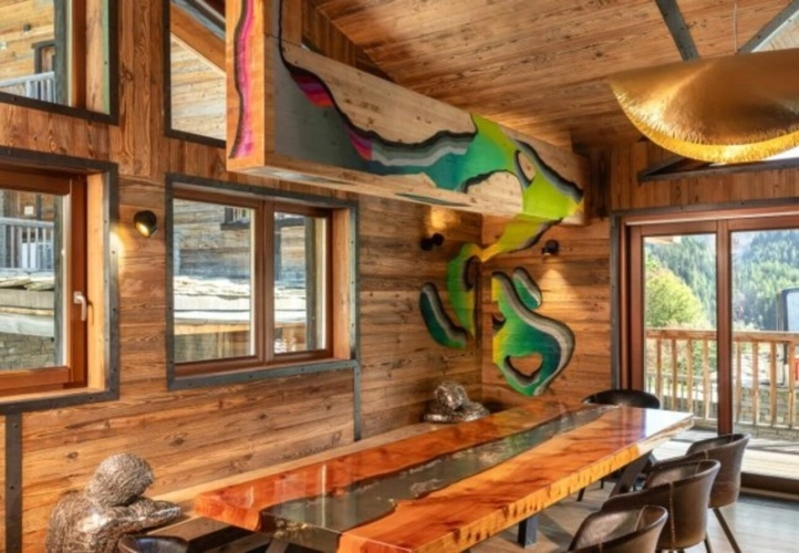 Photos 80 - Prestige - ENSEMBLE ALPIN ULTRA-PREMIUM de 3 400 m² à TIGNES (73) 5 Chalets haut de gamme , accès ski au pied, vue, piscine