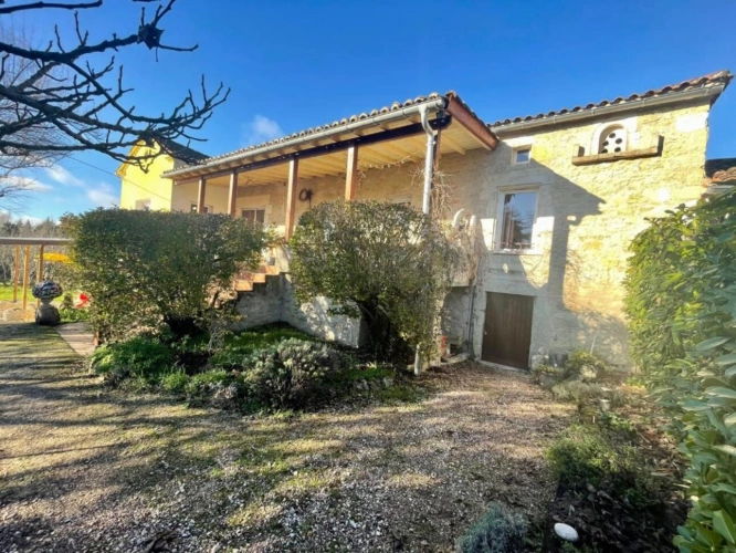 Photos 12 - Touristique - Maison en pierre