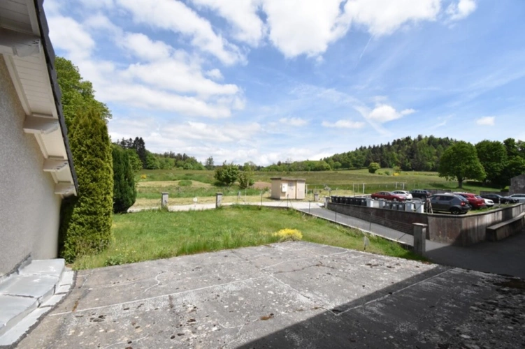 Photos 6 - Rurale - Bâtiment comprennant un grand atelier artisanal et un grange aménageable / SAINT AGREVE 07320