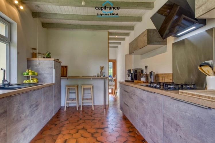 Photos 11 - Rurale - Propriete à vendre 9 pièces MONTAYRAL (47) 190m2 habitables sur terrain de 6689m2 avec piscine