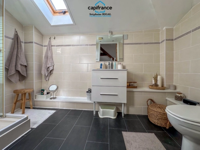 Photos 18 - Rurale - Propriete à vendre 9 pièces MONTAYRAL (47) 190m2 habitables sur terrain de 6689m2 avec piscine