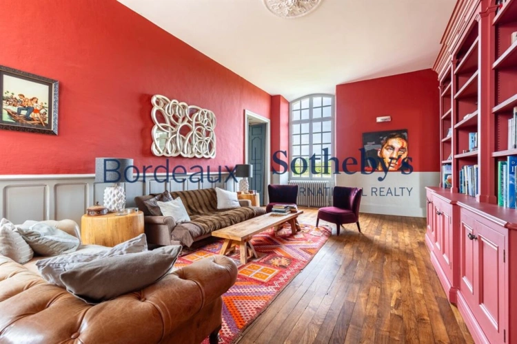 Photos 9 - Prestige - BORDEAUX 35MN - SOMPTUEUSE CHARTREUSE XVIII° ET SA PROPRIÉTÉ DU XV° - 6 HECTARES - DÉPENDANCES