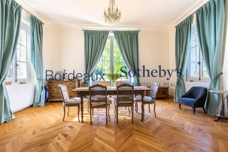 Photos 5 - Prestige - RARE - DOMAINE D'EXCEPTION AUX PORTES DE BORDEAUX, PARC & BOIS, PISCINE, TENNIS