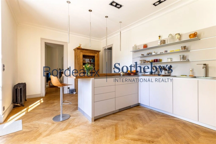 Photos 7 - Prestige - RARE - DOMAINE D'EXCEPTION AUX PORTES DE BORDEAUX, PARC & BOIS, PISCINE, TENNIS