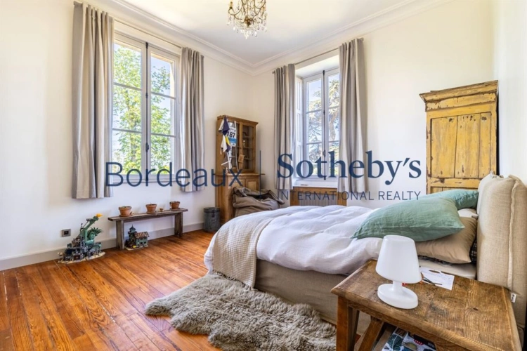 Photos 9 - Prestige - RARE - DOMAINE D'EXCEPTION AUX PORTES DE BORDEAUX, PARC & BOIS, PISCINE, TENNIS