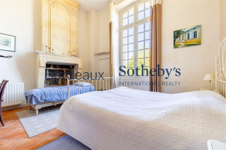 Photos 12 - Prestige - SOMPTUEUSE PROPRIÉTÉ XVIII° - 30 HA - PISCINE - DÉPENDANCES