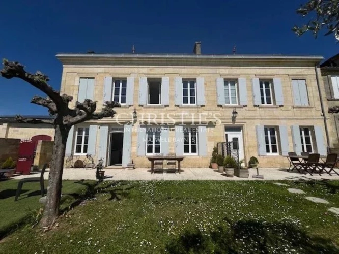 Photos 1 - Touristique - Propriété viticole dans un bel environnement avec Gîte