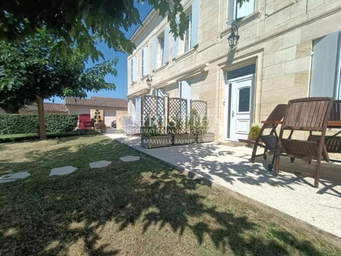 Photos 3 - Touristique - Propriété viticole dans un bel environnement avec Gîte