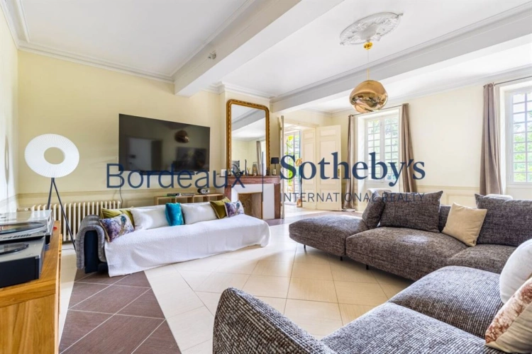 Photos 7 - Rural - BORDEAUX 40MN - STUNNING 18th CHARTREUSE - 1.3 HECTARES PARK - 9 BEDROOMS - MAGNIFICENT RENOVATION