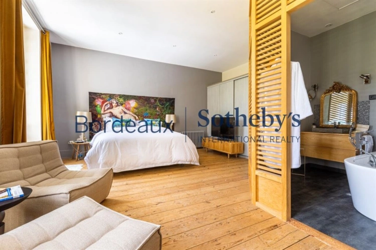 Photos 10 - Rural - BORDEAUX 40MN - STUNNING 18th CHARTREUSE - 1.3 HECTARES PARK - 9 BEDROOMS - MAGNIFICENT RENOVATION