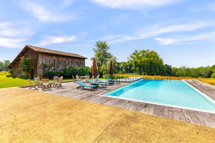 Photos 3 - Prestige - COUP DE COEUR - 50 MN BORDEAUX  - 15MN BAZAS - ANCIEN CORPS DE FERME RESTAURÉ - 14H - PISCINE