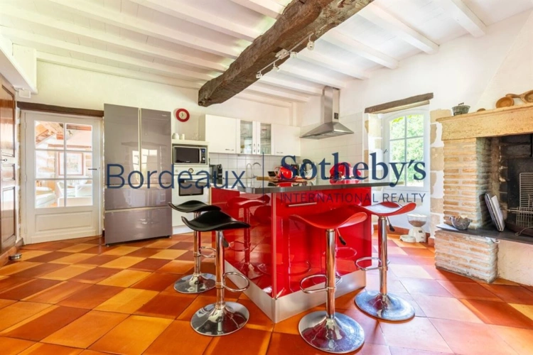Photos 7 - Prestige - COUP DE COEUR - 50 MN BORDEAUX  - 15MN BAZAS - ANCIEN CORPS DE FERME RESTAURÉ - 14H - PISCINE