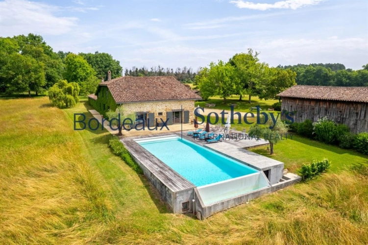 Photos 13 - Prestige - COUP DE COEUR - 50 MN BORDEAUX  - 15MN BAZAS - ANCIEN CORPS DE FERME RESTAURÉ - 14H - PISCINE