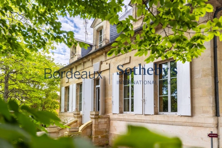 Photos 2 - Viticole - VIGNOBLE DE 2,7 HA AU COEUR DE LA PRESTIGIEUSE APPELLATION DE POMEROL