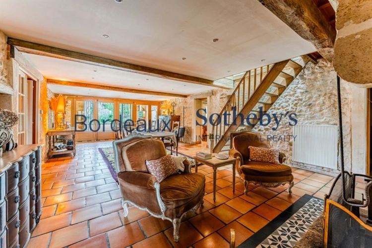 Photos 9 - Rural - FAVOURITE PICK – 50 MIN FROM BORDEAUX – 10 MIN FROM LANGON & BAZAS – MAGNIFICENT RESTORED FARMHOUSE