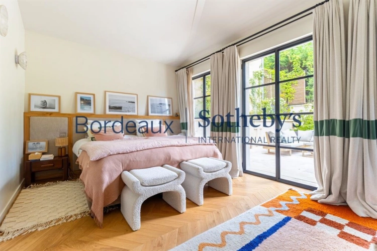 Photos 10 - Prestigious - EXCEPTIONAL PROPERTY ON THE OUTSKIRTS OF BORDEAUX...