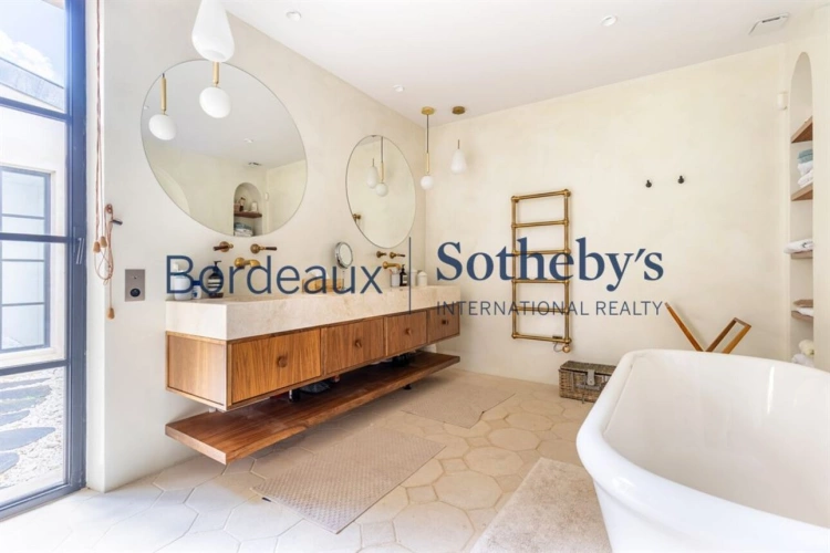 Photos 11 - Prestigious - EXCEPTIONAL PROPERTY ON THE OUTSKIRTS OF BORDEAUX...