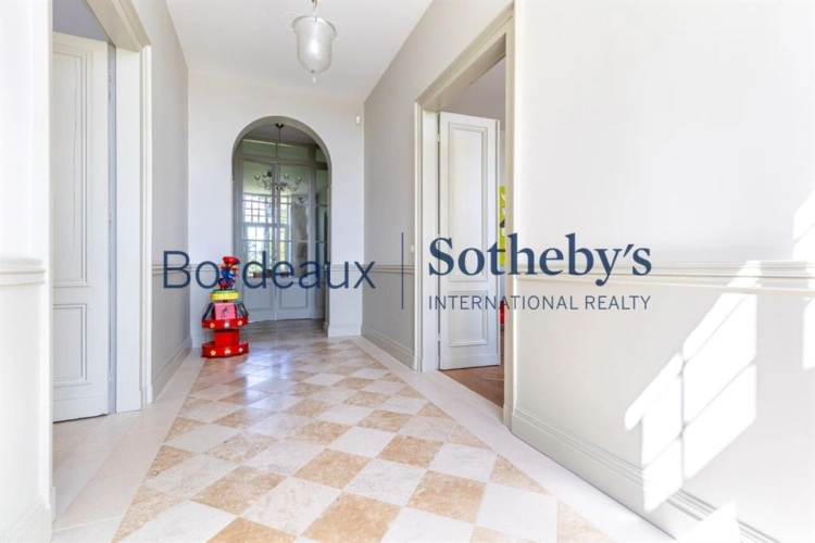 Photos 6 - Prestige - BORDEAUX 30MN BORDEAUX - SOMPTUEUSE PROPRIÉTÉ XVIII° - 4,5 HA - PISCINE -  DÉPENDANCES