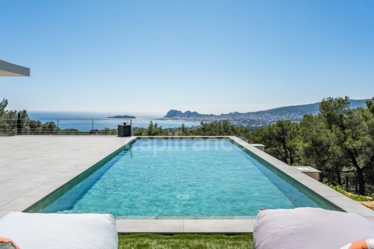 Photos 1 - Prestige - Propriété contemporaine d'exception avec vue mer panoramique à vendre 7 pièces CEYRESTE (13)