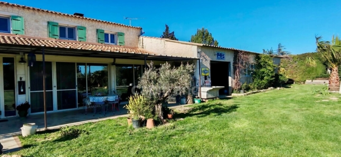 Photos 33 - Touristique - Propriete à vendre 2 habitations, quartier PONT DE CRAU, ARLES (13)