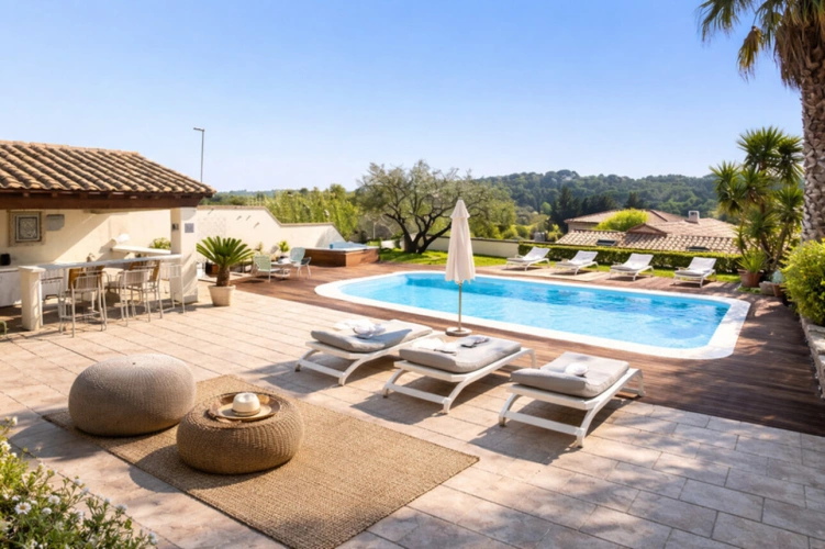 Photos 3 - Touristique - PROPRIETE EXCEPTIONNELLE – 2 maisons indépendantes – piscine – revenus locatifs – proche Montpellier