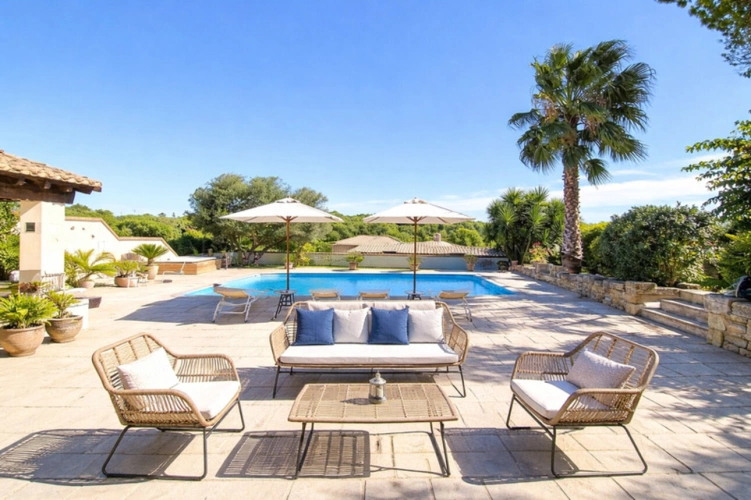 Photos 5 - Touristique - PROPRIETE EXCEPTIONNELLE – 2 maisons indépendantes – piscine – revenus locatifs – proche Montpellier