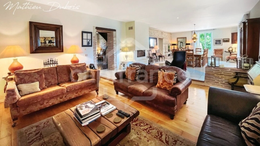 Photos 6 - Prestige - Domaine de prestige avec manoir, gîte et cottage sur 2,2 hectares de terrain paysager – Lot-et-Garonne