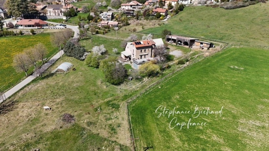 Photos 26 - Prestige - Propriete à vendre 9 pièces JARJAYES (05) dépendances zone touristique 1,8 hectare