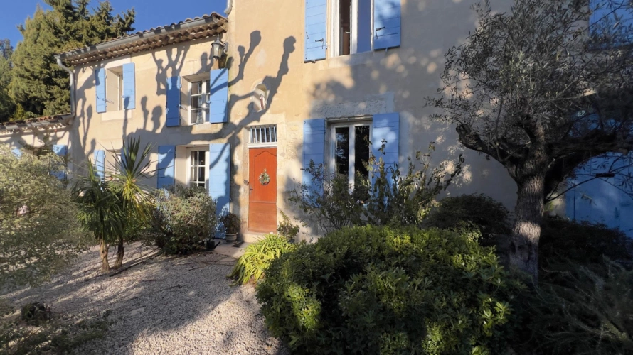 Photos 2 - Équestre - Alpilles : mas provençal authentique avec installations équestres sur 5,5 hectares (13)