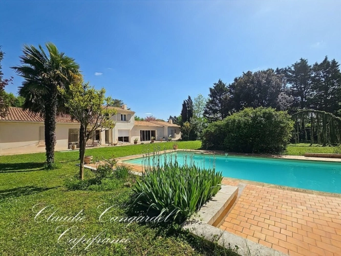 Photos 3 - Prestige - Magnifique propriété de 7 pièces alliant espace, élégance et cadre verdoyant à seulement 10' de LA ROCHELLE