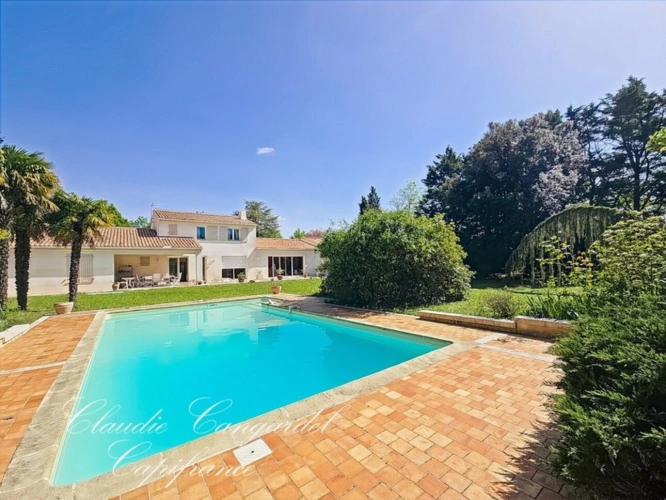 Photos 8 - Prestige - Magnifique propriété de 7 pièces alliant espace, élégance et cadre verdoyant à seulement 10' de LA ROCHELLE