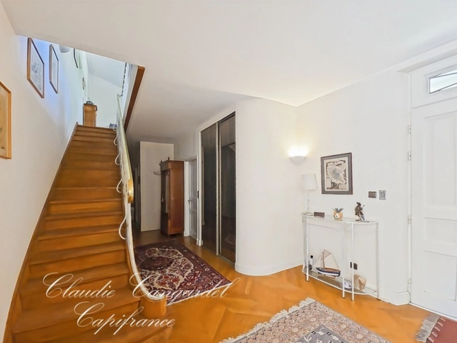 Photos 14 - Prestige - Magnifique propriété de 7 pièces alliant espace, élégance et cadre verdoyant à seulement 10' de LA ROCHELLE