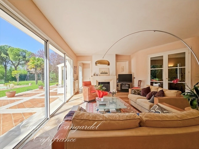 Photos 18 - Prestige - Magnifique propriété de 7 pièces alliant espace, élégance et cadre verdoyant à seulement 10' de LA ROCHELLE