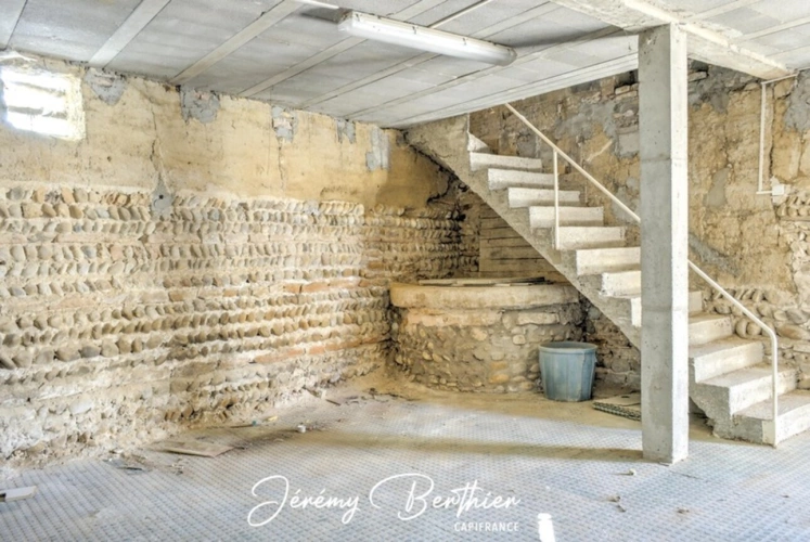 Photos 5 - Rurale - GENAY (69) - Grange de 140 m² - 4 pièces - 434 m² de terrain - Fort potentiel