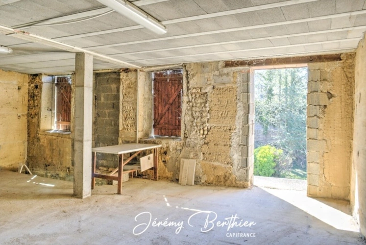 Photos 6 - Rurale - GENAY (69) - Grange de 140 m² - 4 pièces - 434 m² de terrain - Fort potentiel