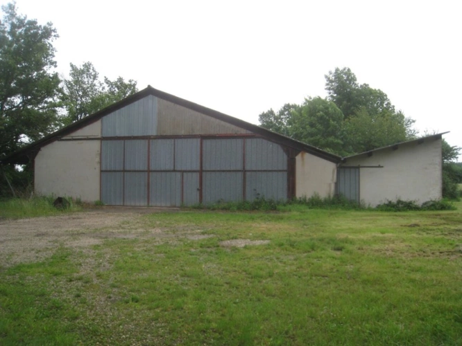 Photos 44 - Prestige - Propriete à vendre sur 35 hectares, 14 pièces piscine, tennis, chasse, pêche, équitation, LE PLANTAY (01)