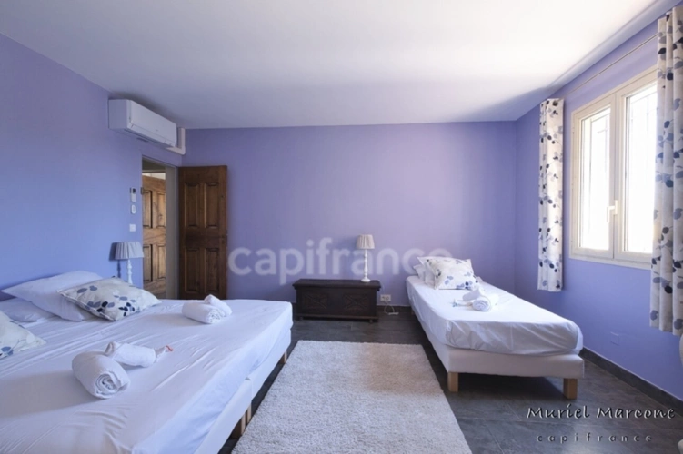 Photos 22 - Prestige - Propriété d’exception de 290 m2 au cœur de la Vallée des Baux-de-Provence sur 25 hectares 7 pièces MOULES (13)