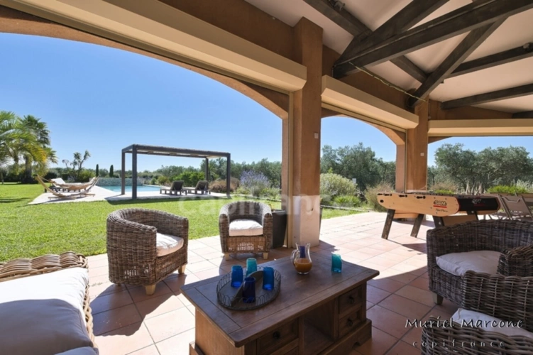 Photos 31 - Prestige - Propriété d’exception de 290 m2 au cœur de la Vallée des Baux-de-Provence sur 25 hectares 7 pièces MOULES (13)