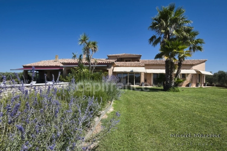 Photos 33 - Prestige - Propriété d’exception de 290 m2 au cœur de la Vallée des Baux-de-Provence sur 25 hectares 7 pièces MOULES (13)