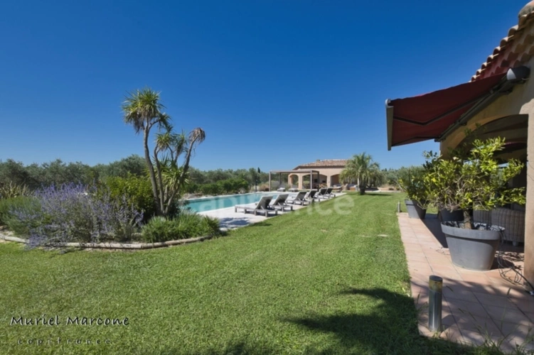 Photos 39 - Prestige - Propriété d’exception de 290 m2 au cœur de la Vallée des Baux-de-Provence sur 25 hectares 7 pièces MOULES (13)