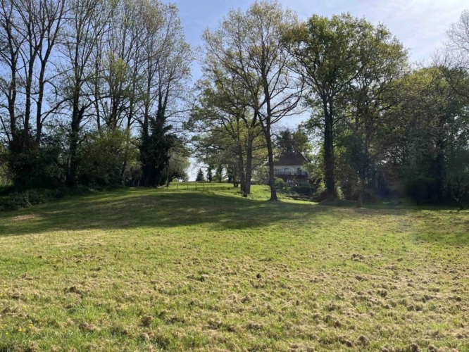 Photos 6 - Rural - House